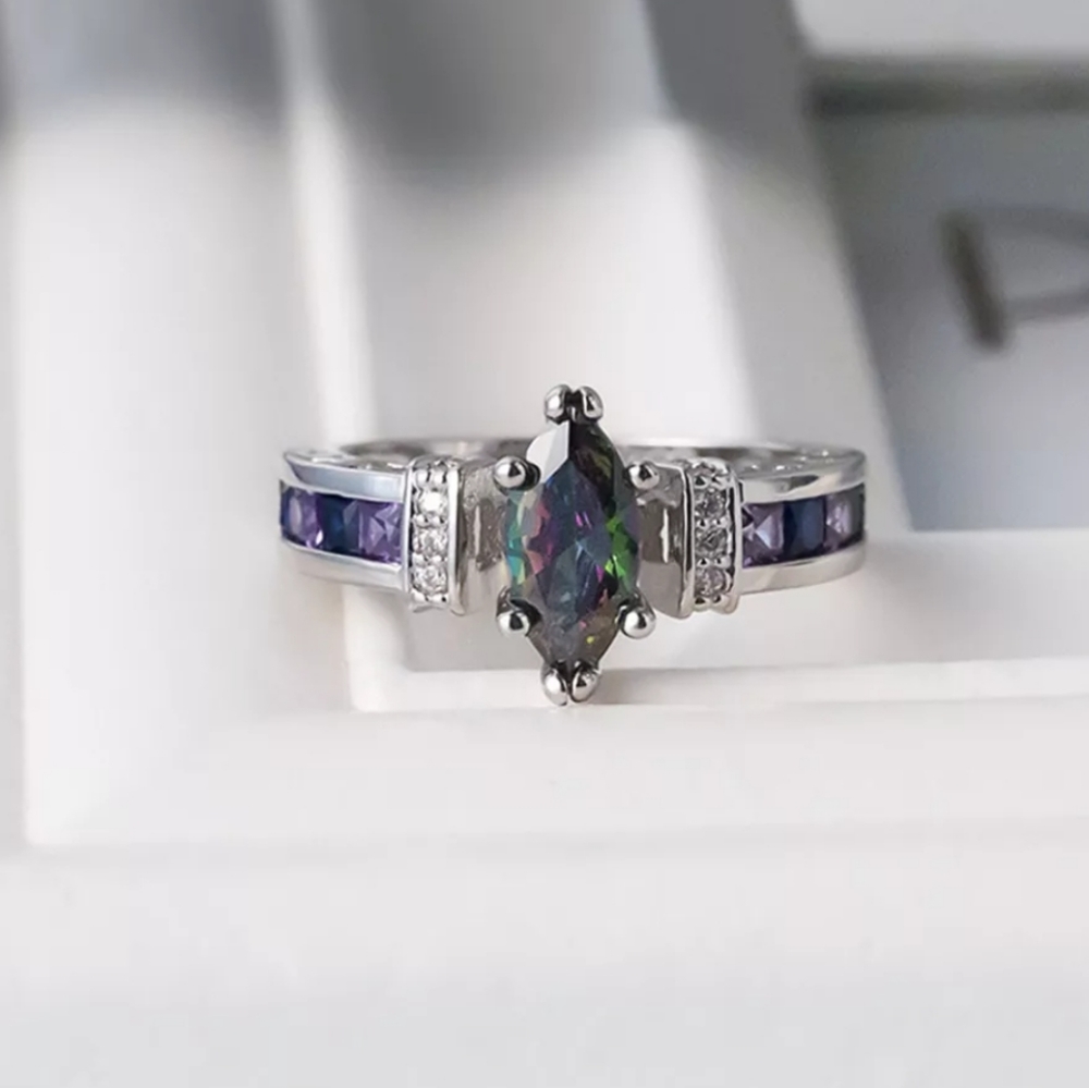Purple Rhinestone Ring - Picture 2 of 4